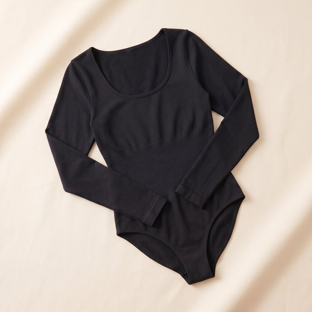 Goddess Sculpt Long-Sleeve Bodysuit in Black